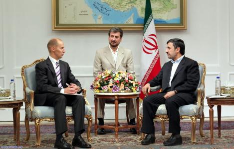 شرایط فعلی جهان دوام نداشته و قابل قبول نیست