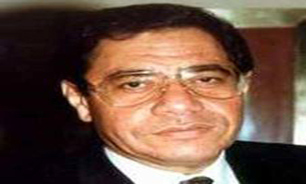 دادستان كل مصر: تا زنده ام به كار خود ادامه مي‌دهم