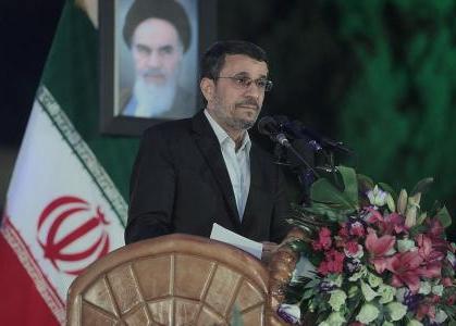 ریاکاری و توسل به ظواهر در مکتب حافظ مانع از کمال انسان است