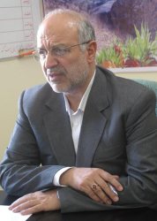 تقدس زدایی از دفاع مقدس گام اول دشمنان برای تخریب حماسه هشت ساله است