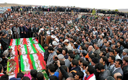 معاون استاندار چهارمحال و بختیاری؛ مأمور ویژه بررسی سانحه واژگونی اتوبوس دانش آموزان بروجن