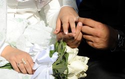 موانع ازدواج در جامعه برطرف شود