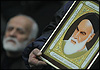 اولین نقاش تمثال امام خمینی (ره) در اردبیل تجلیل شد