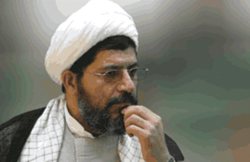 ايران توانایی مقابله با هر دشمنی را دارد/ سران قوا خويشتن‌دار باشند