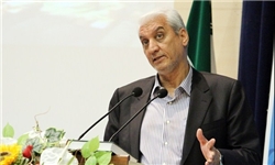 تاکید استاندار همدان بر جلوگيري از تخريب باغات