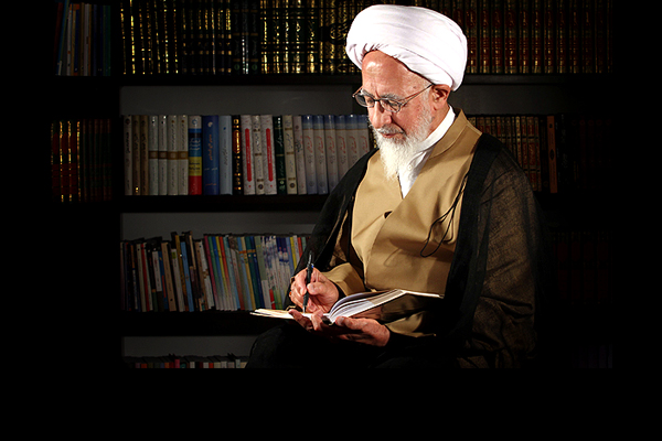انقلاب امام حسین(ع) قیامی الهی در برابر ذلت اموی