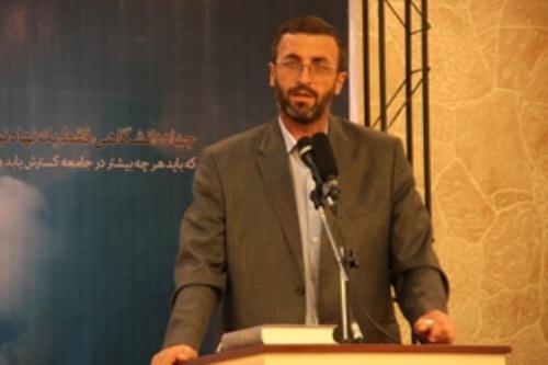 جزمی نگری و غرب گرایی بزرگترین درد دانشگاه هاست