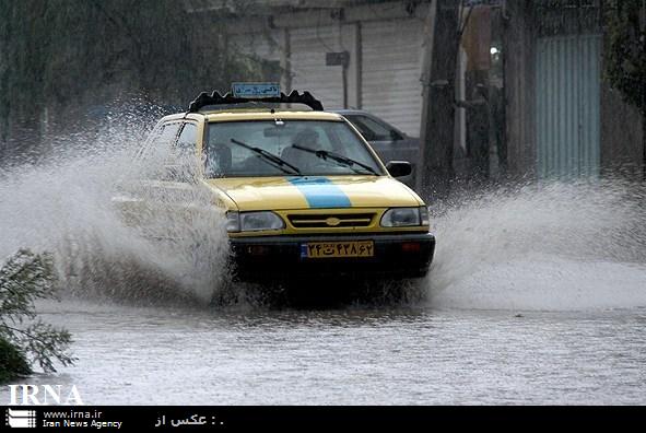بارش شدیدباران وآبگرفتگی خیابان های مهاباد
