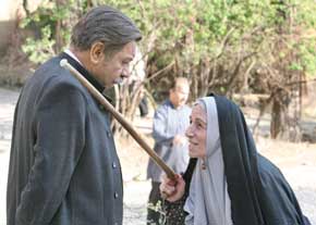 گپی خواندنی با "آغا بی بی" کلاه پهلوی
