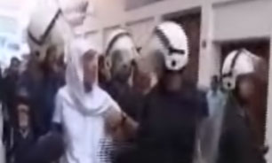 حمله نيروهاي رژيم آل سعود به تظاهرکنندگان + فیلم