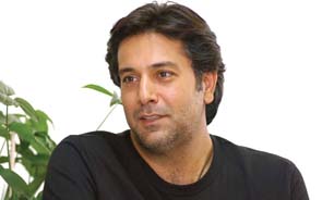 گذشت و شجاعت امام حسين (ع) درس بزرگي براي ما است