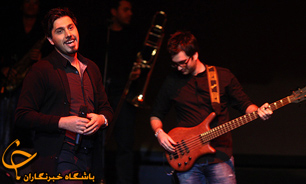 "عاشقانه‌هاي" احسان خواجه اميري در برج ميلاد