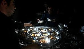نکاتی درباره نذری خوردن و نذری دادن