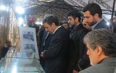 بازدید ريیس جمهور از نمايشگاه اسناد و عكس ميرزا كوچك خان جنگلی