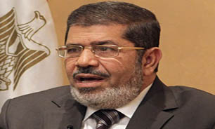 مرسي امروز راي نهايي خود پيرامون پيش نويس قانون اساسي را اعلام مي‌کند