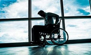 قطع نخایی ها روی پای خود می ایستند