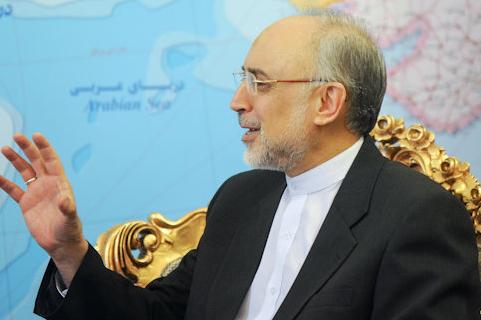 تقدیم رونوشت استوارنامه سفیر جدید سوریه به صالحی