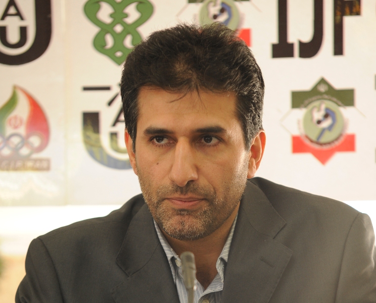 تعلیق فدراسیون صحت ندارد/ از این نامه ها زیاد به دست ما می رسد!