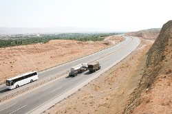 كوتاهی مسافت از استان همدان به شمالغرب كشور