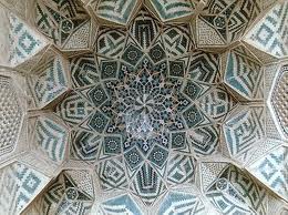 معماری اسلامی در پایتخت معنوی ایران کمرنگ است