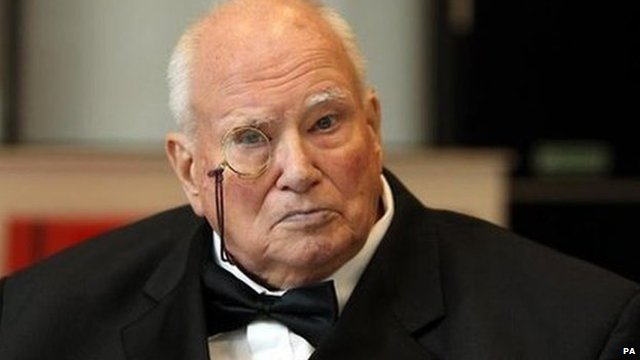 مرگ موثرترين منجم انگليس در 89 سالگي