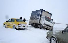 تردد در جاده های كوهستانی استان چهارمحال و بختیاری با زنجیر چرخ