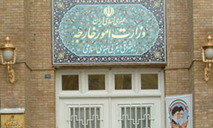 چرا هیچ‌ يك از مسئولان وزارت امور خارجه پاسخ نمی‌دهند؟