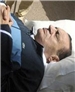 حسني مبارک زير اشعه مي‌رود