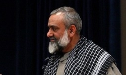 دیدار سردار نقدی با خانواده شهید شهریاری در زنجان