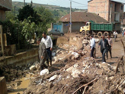خسارت سیل به بیش از هزار خانوار چالوسی