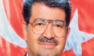 تأييد شوراي پزشكي قانوني: تورگوت اوزال را مسموم كرده بودند