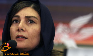 "گفتگوي تنهايي" و ميزباني هنگامه قاضياني
