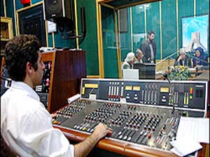 تولید برنامه های مدرسه عشق و توسعه در هرمزگان دررادیو خلیج فارس