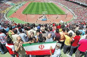 عشق پاك هوادارن فوتبال ايران را دريابيم