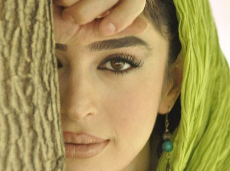 اعضاي بدن "عسل بديعي" اهدا مي شود