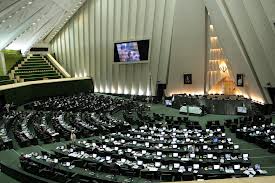 دلار در بودجه حدود 2100 تا 2130 تومان