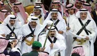 بحران قدرت در آل سعود رژيم عربستان را تهديد مي کند