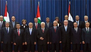 6 ماه حبس به اتهام یک "لايک" در فيسبوک!