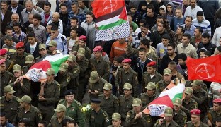 تشییع باشکوه 3 شهید فلسطینی در کرانه باختری