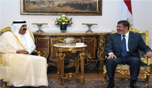سفیر قطر باید از مصر اخراج شود