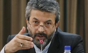 ناراحتی احمدی نژاد از رسانه ای شدن نامه برکناری روسای دانشگاه/ اوامر صادره اجرا می‌شود