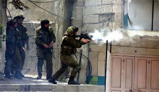 شهادت جوان فلسطيني توسط نظاميان رژيم صهيونيستي/شليک راکت به جنوب فلسطين اشغالي پس از ورود جان کري