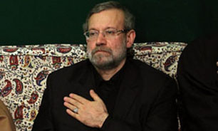 حضور رئیس مجلس در مراسم عزاداری دفتر مقام معظم رهبری در قم