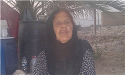 این زن ۷۵ ساله بوشهری زیر آوار مانده بود+عکس