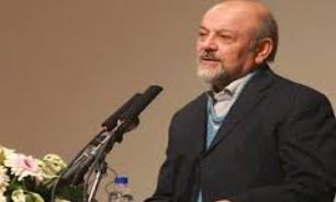افزایش قیمت دارو غیر قانونی است/ فارسی نویسی نسخه ها بنا به دلایلی فعلا قابل اجرا نیست