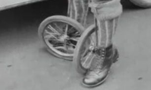 اسکیت سواري در 1923 + فيلم