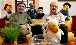 کلاه قرمزی و پسرخاله با هم فامیل نیستند!
