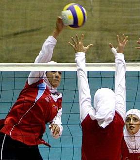 با اسکلت نسبی تیم ملی به مصاف آسیایی ها می رویم/ تیم را در تایلند همراهی نمی کنم