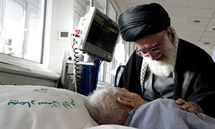 حضور رهبر انقلاب در بیمارستان خاتم الأنبیاء تهران + فیلم