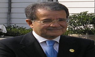 پرودي از راهيابي به کاخ رياست جمهوري ايتاليا بازماند / رئيس حزب چپ ميانه ايتاليا استعفا مي دهد